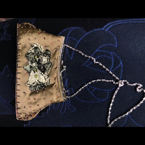 Luvshoe’s clutch in good used condition - Picture 2 of 8